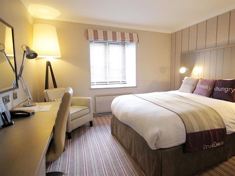 Village Hotel Nottingham Beeston  Eksteriør billede